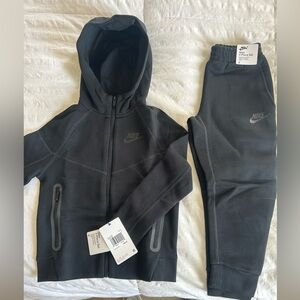 Nike Jumpsuit for Kids Size 6